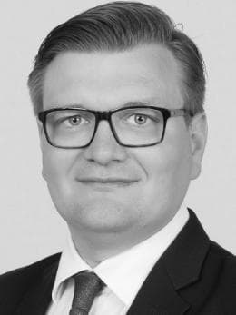 dr.-dennis-froneberg neu sw-3